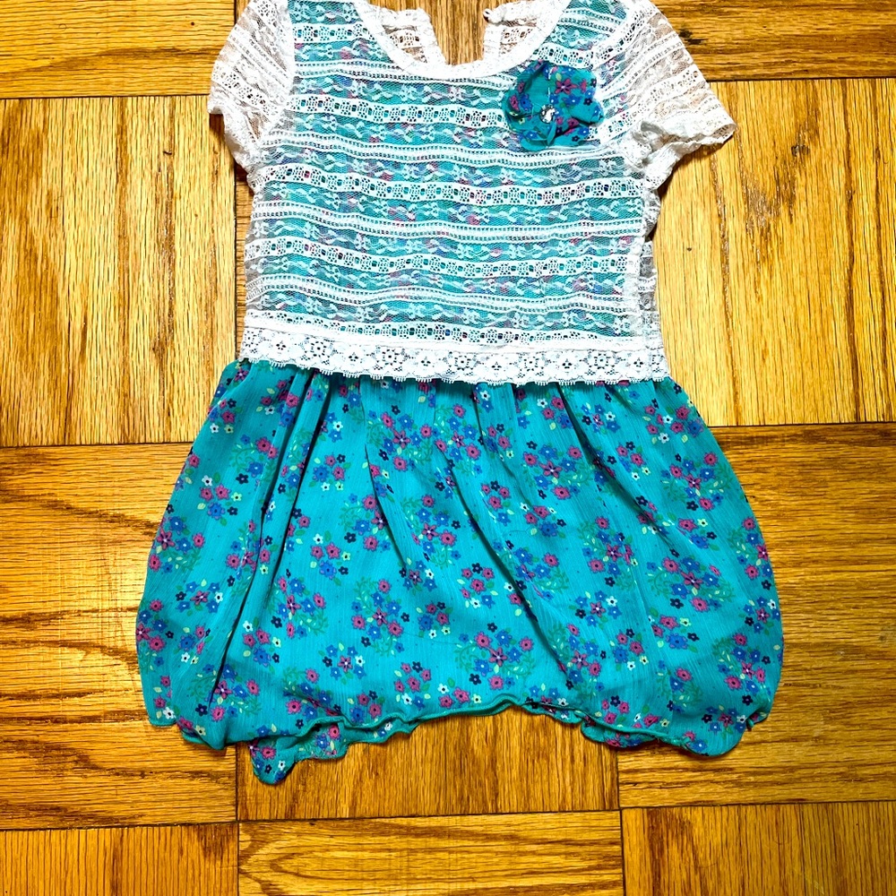 Size 5 , girls top with a mesh overall top